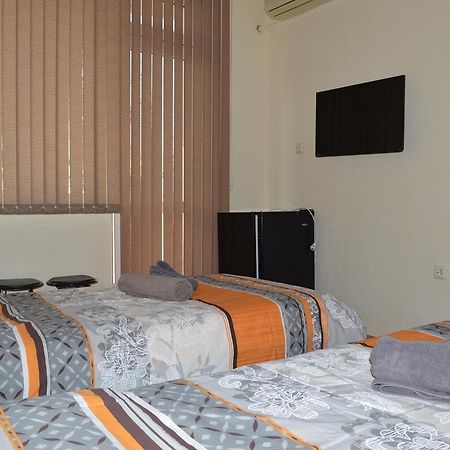Dionis Hotel Petrič Esterno foto