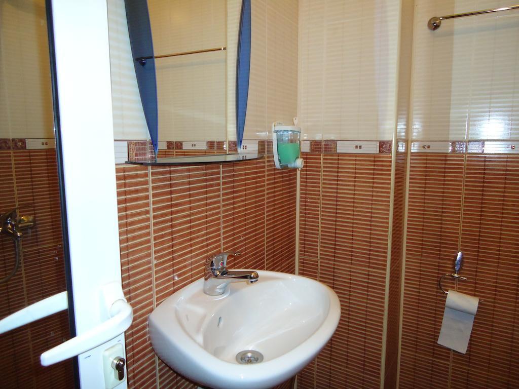 Dionis Hotel Petrič Camera foto