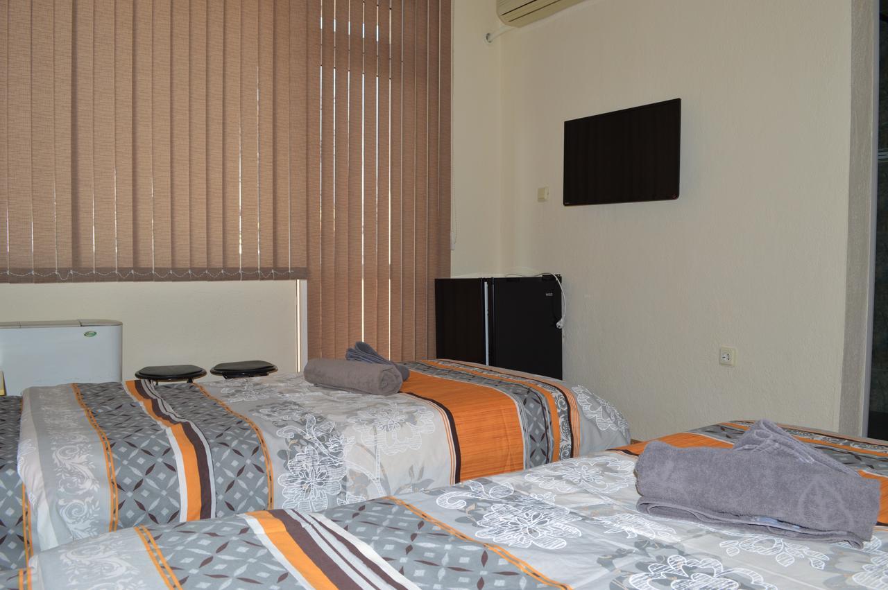 Dionis Hotel Petrič Esterno foto