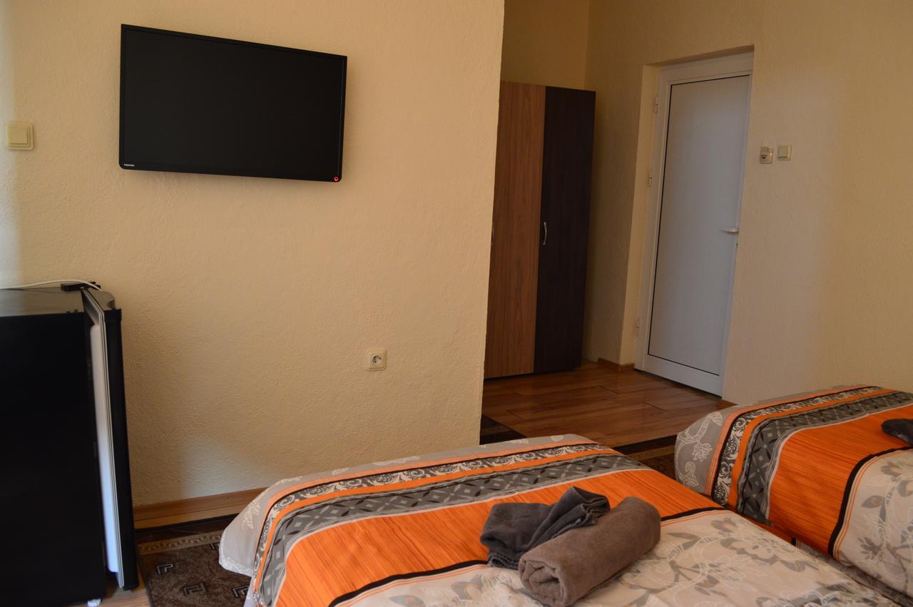 Dionis Hotel Petrič Esterno foto