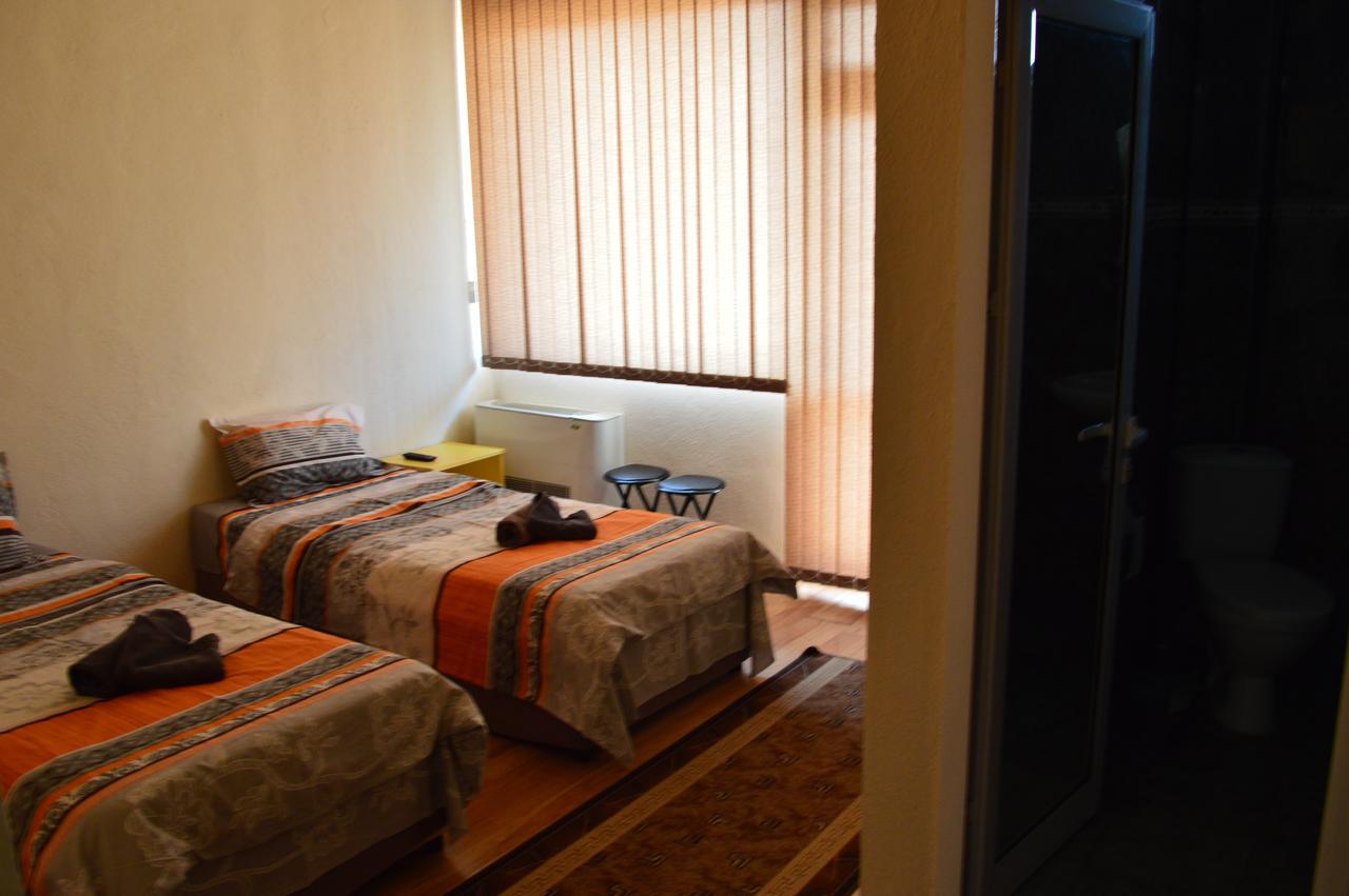 Dionis Hotel Petrič Esterno foto