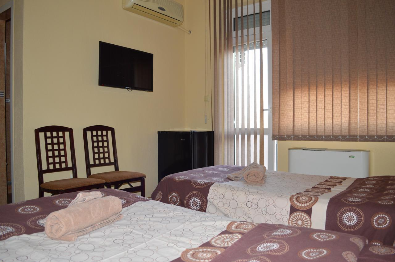 Dionis Hotel Petrič Esterno foto