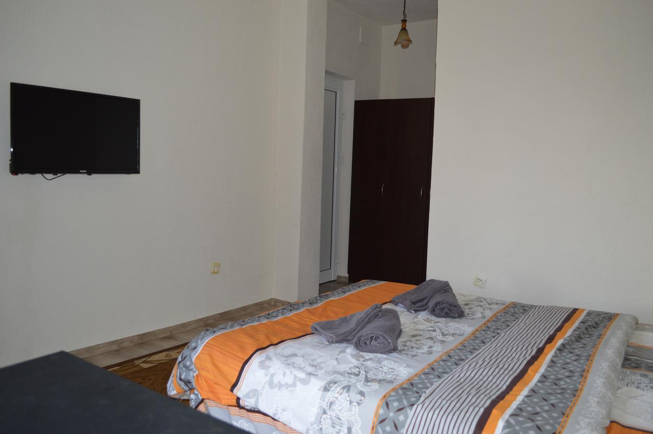 Dionis Hotel Petrič Esterno foto